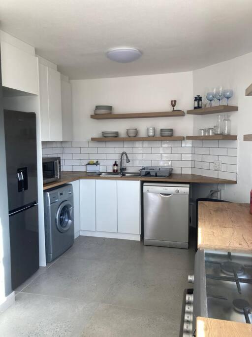 Becks At The Bay Loadshedding Free Villa Mossel Bay Eksteriør billede