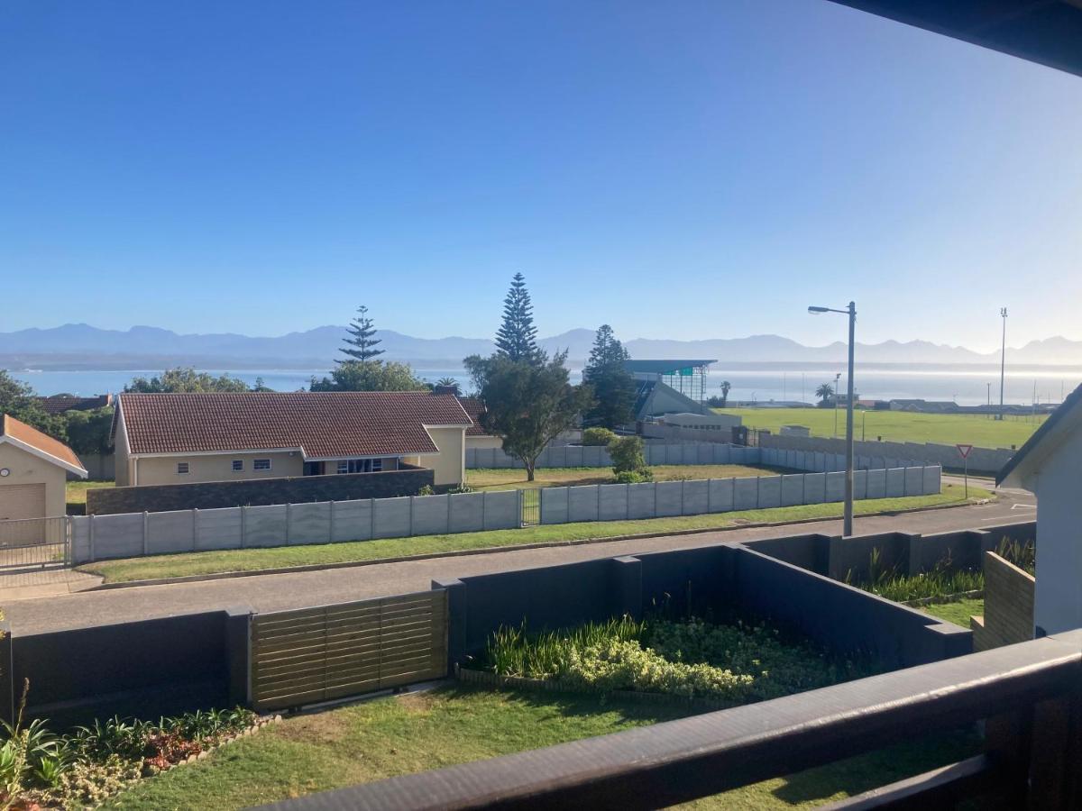 Becks At The Bay Loadshedding Free Villa Mossel Bay Eksteriør billede